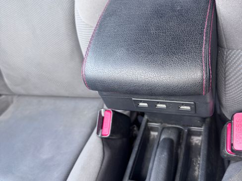 Used 2010 Honda Fit image 17