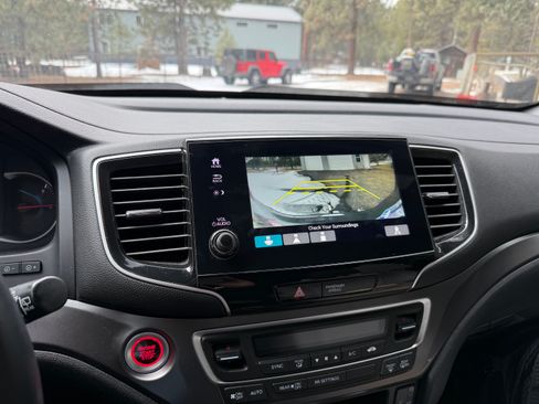 Used 2021 Honda Passport EX-L image 16