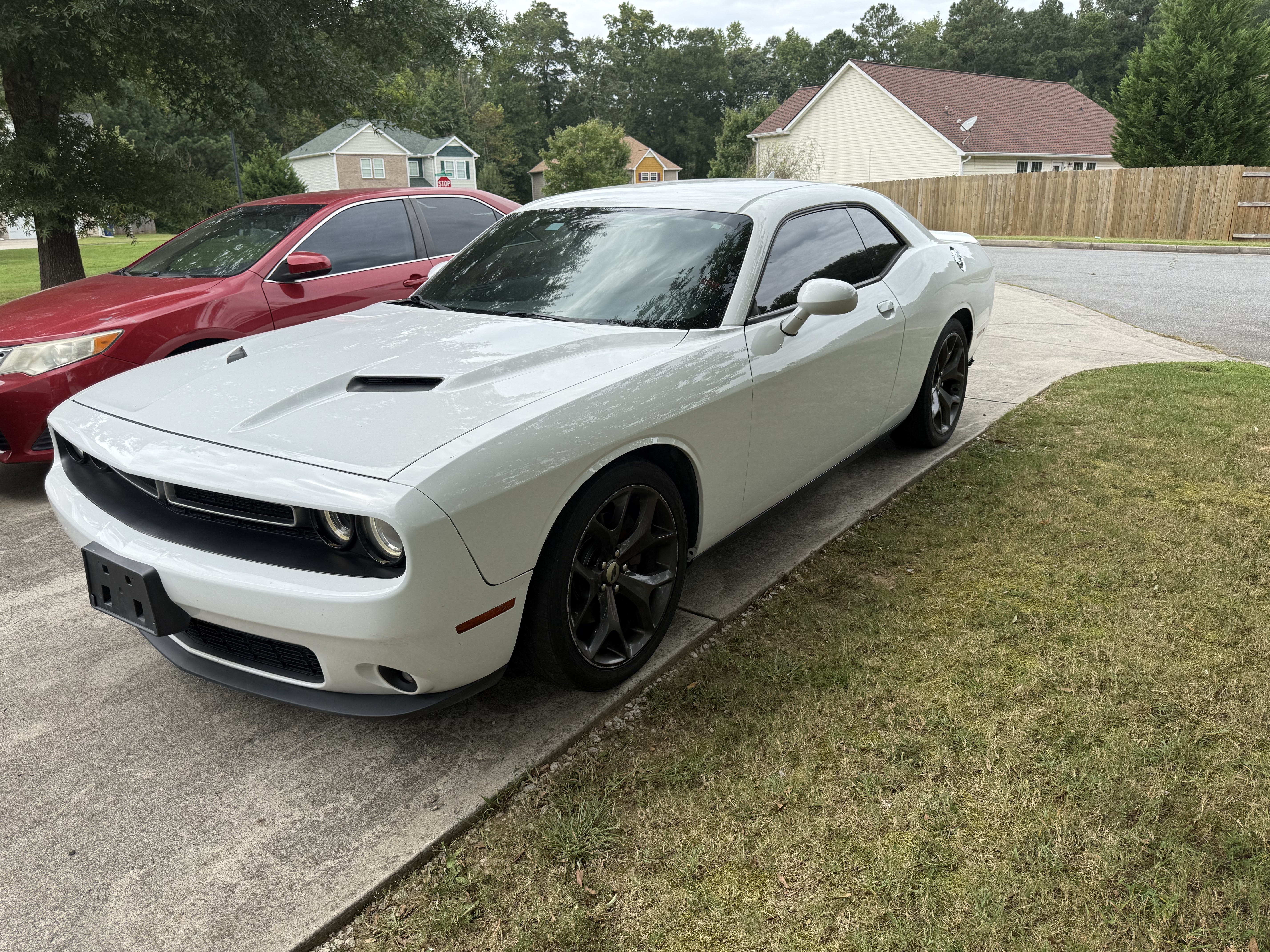 Used 2018 Dodge Challenger SXT Plus RWD image 4