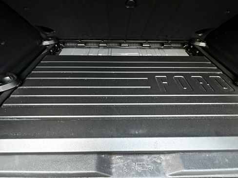 Used 2022 Ford Bronco Outer Banks AWD/4WD image 16