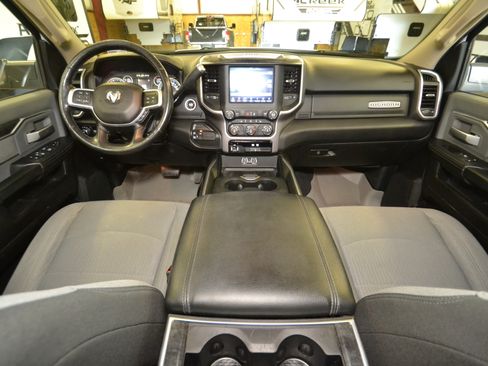 Used 2019 RAM 3500 Big Horn AWD/4WD image 10