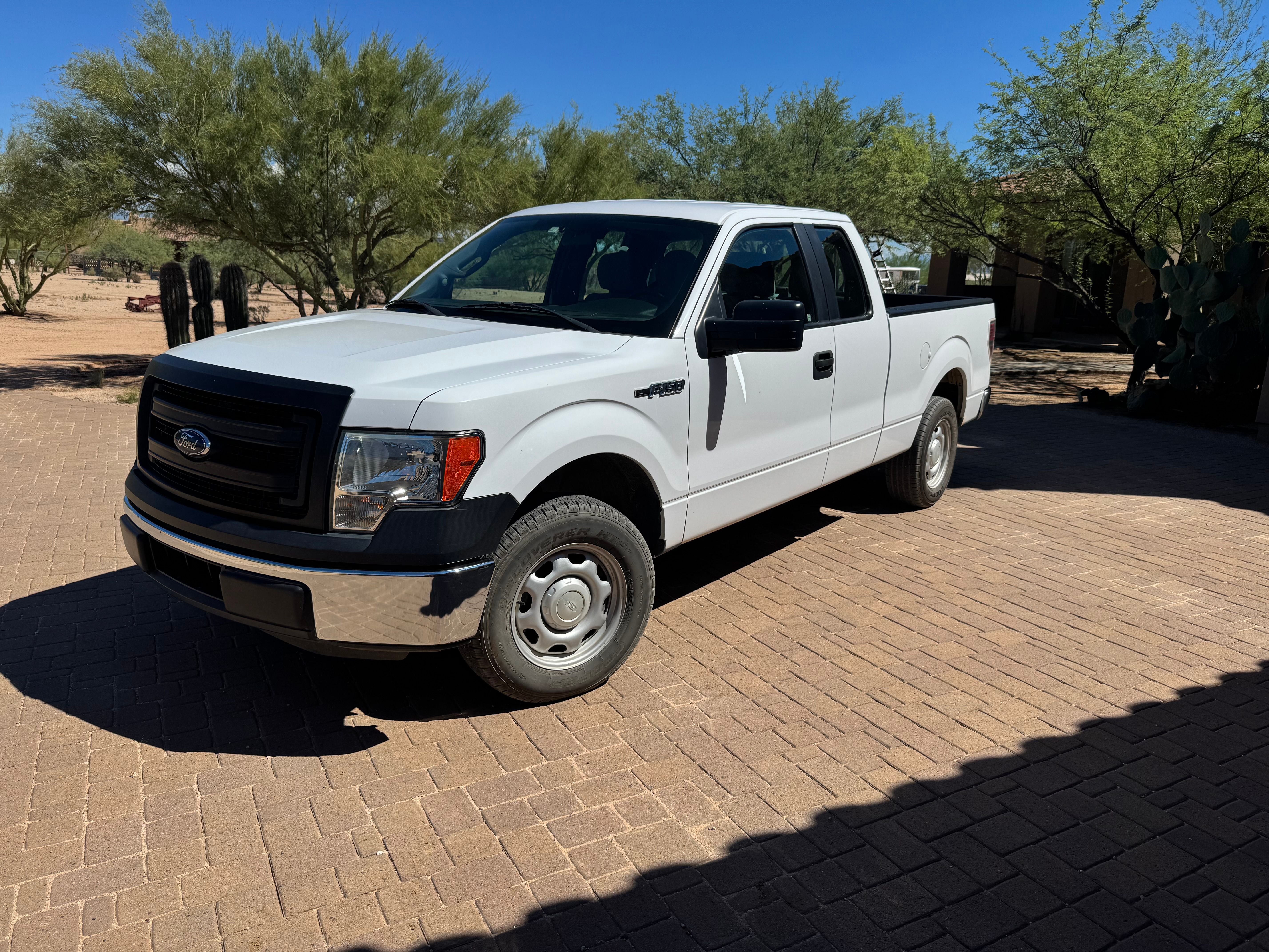 Used 2014 Ford F150 XL w/ Equipment Group 101A Mid RWD image 1