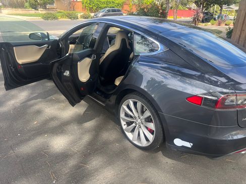 Used 2015 Tesla Model S P85D AWD/4WD image 13