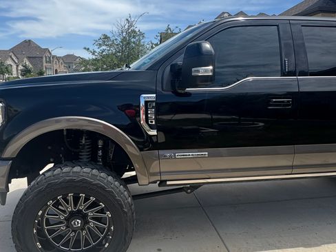 Used 2022 Ford F250 King Ranch w/ King Ranch Ultimate Package AWD/4WD image 1