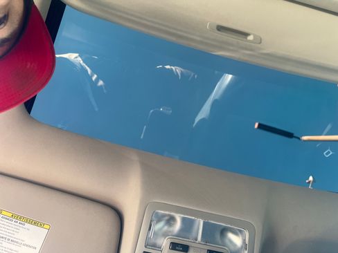 Used 2016 Toyota Avalon Touring image 8