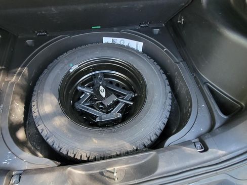 Used 2016 Jeep Cherokee Trailhawk w/ Comfort/Convenience Group image 14