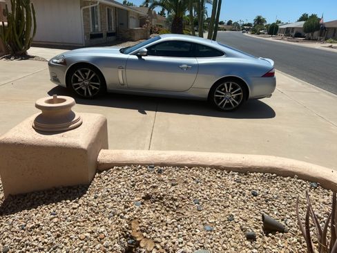 Used 2009 Jaguar XKR R image 1