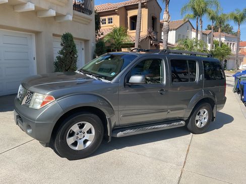 Used 2007 Nissan Pathfinder SE w/ SE Premium Pkg RWD image 9