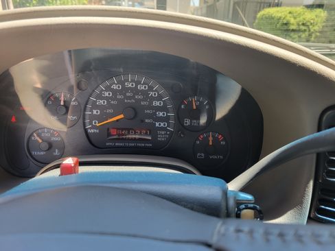 Used 1998 GMC Safari AWD image 12