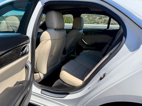 Used 2017 Cadillac CTS Luxury RWD image 11