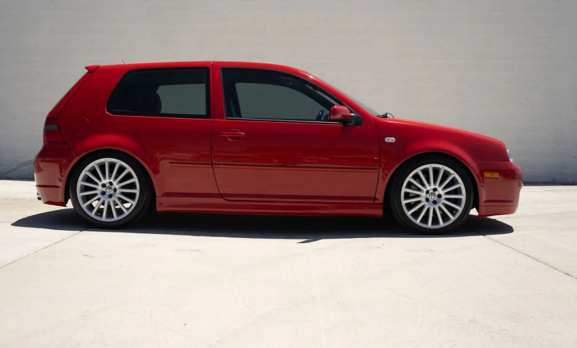 Used 2004 Volkswagen R32 AWD/4WD image 5