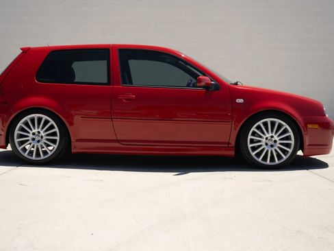 Used 2004 Volkswagen R32 image 5