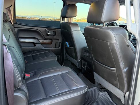 Used 2017 GMC Sierra 2500 Denali w/ Duramax Plus Package image 15