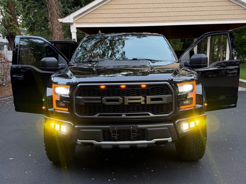 Used 2020 Ford F150 Raptor AWD/4WD image 4