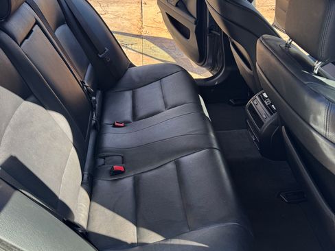 Used 2013 BMW 528i xDrive Sedan image 6