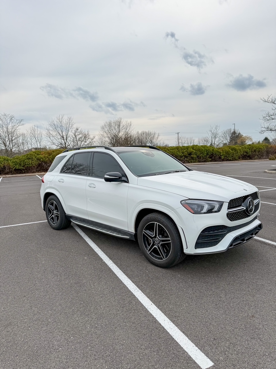 Used 2022 Mercedes-Benz GLE 450 4MATIC image 2