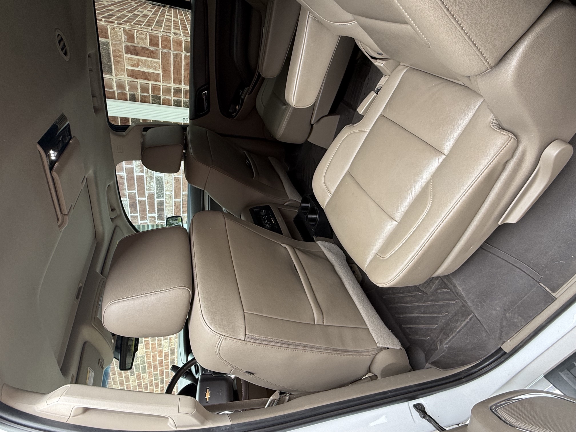 Used 2016 Chevrolet Suburban LT AWD/4WD image 9