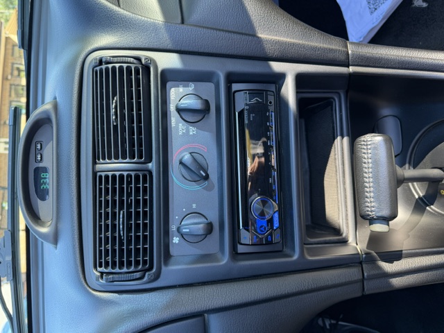 Used 1995 Ford Mustang Convertible RWD image 5