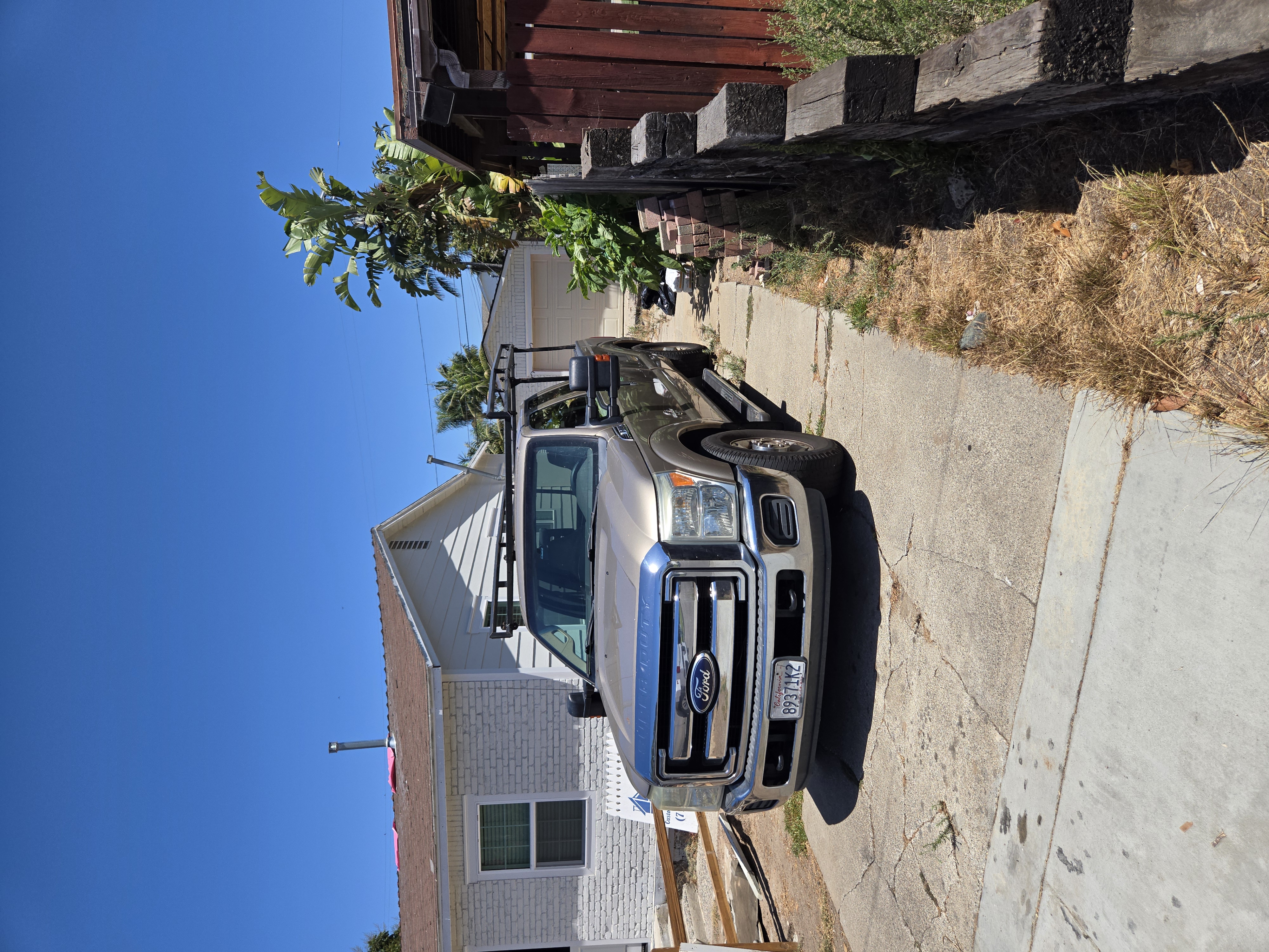 Used 2011 Ford F350 XLT RWD image 2