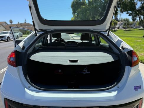 Used 2019 Hyundai Ioniq Limited w/ Ultimate Package 02 FWD image 11