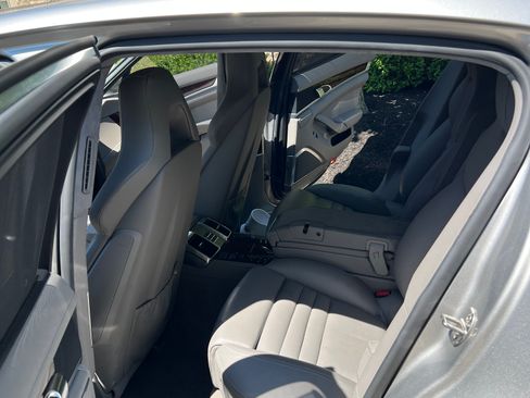 Used 2011 Porsche Panamera Turbo AWD/4WD image 8