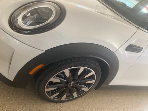 Used 2024 MINI Cooper S w/ Signature Upholstery Package image 20