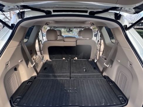 Used 2017 Nissan Pathfinder Platinum w/ Cargo Package image 16