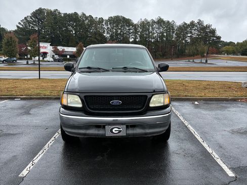 Used 2003 Ford F150 XLT image 14