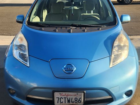 Used 2013 Nissan Leaf SV w/ LED & Quick Charge Pkg image 4