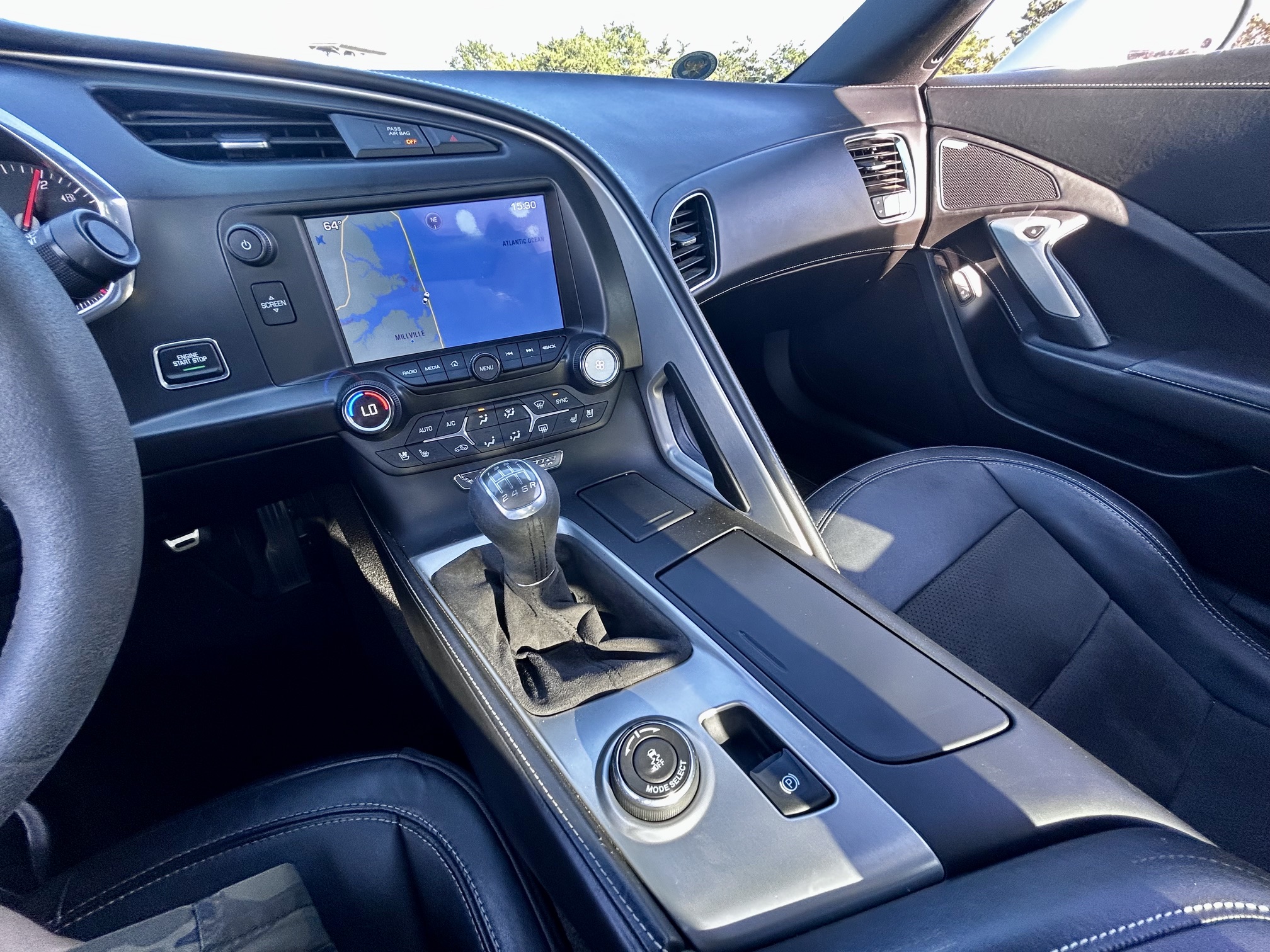 Used 2014 Chevrolet Corvette Stingray Coupe w/ 3LT Preferred Equipment Group RWD image 24