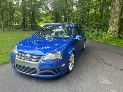 Used 2008 Volkswagen R32 AWD/4WD image 1