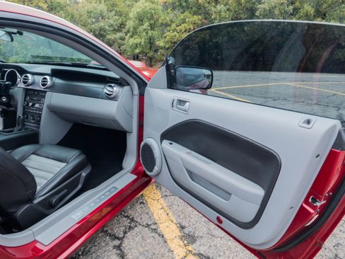 Used 2008 Ford Mustang GT Premium image 16