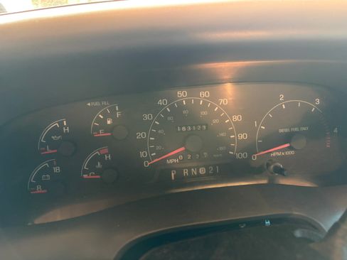 Used 2001 Ford F350 4x4 Regular Cab DRW Super Duty image 4