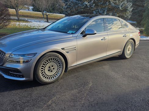 Used 2022 Genesis G80 2.5T w/ Prestige Package image 1