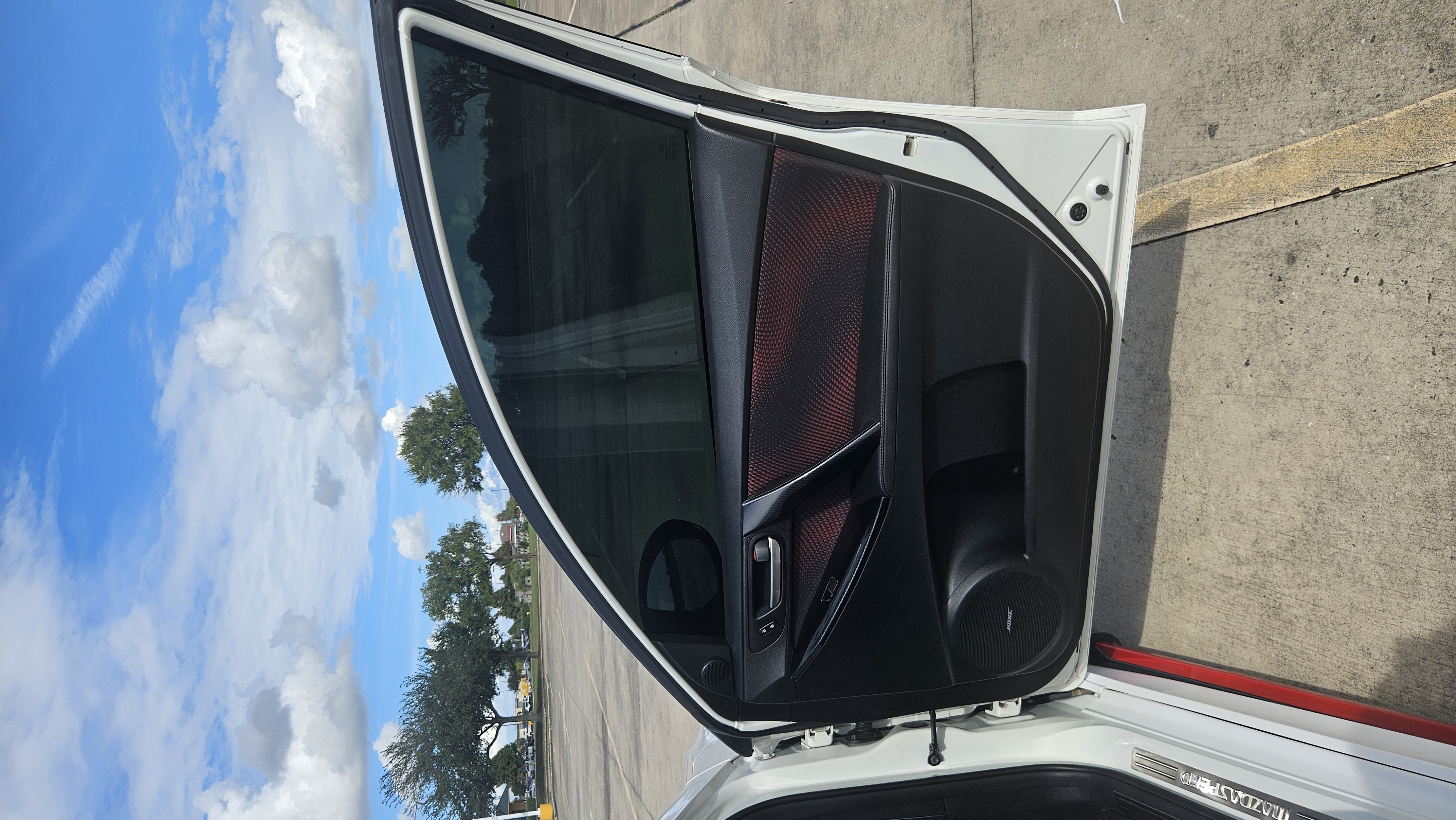 Used 2013 MAZDA MAZDA3 Touring FWD image 10
