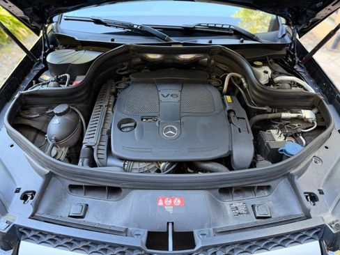 Used 2015 Mercedes-Benz GLK 350 4MATIC image 15