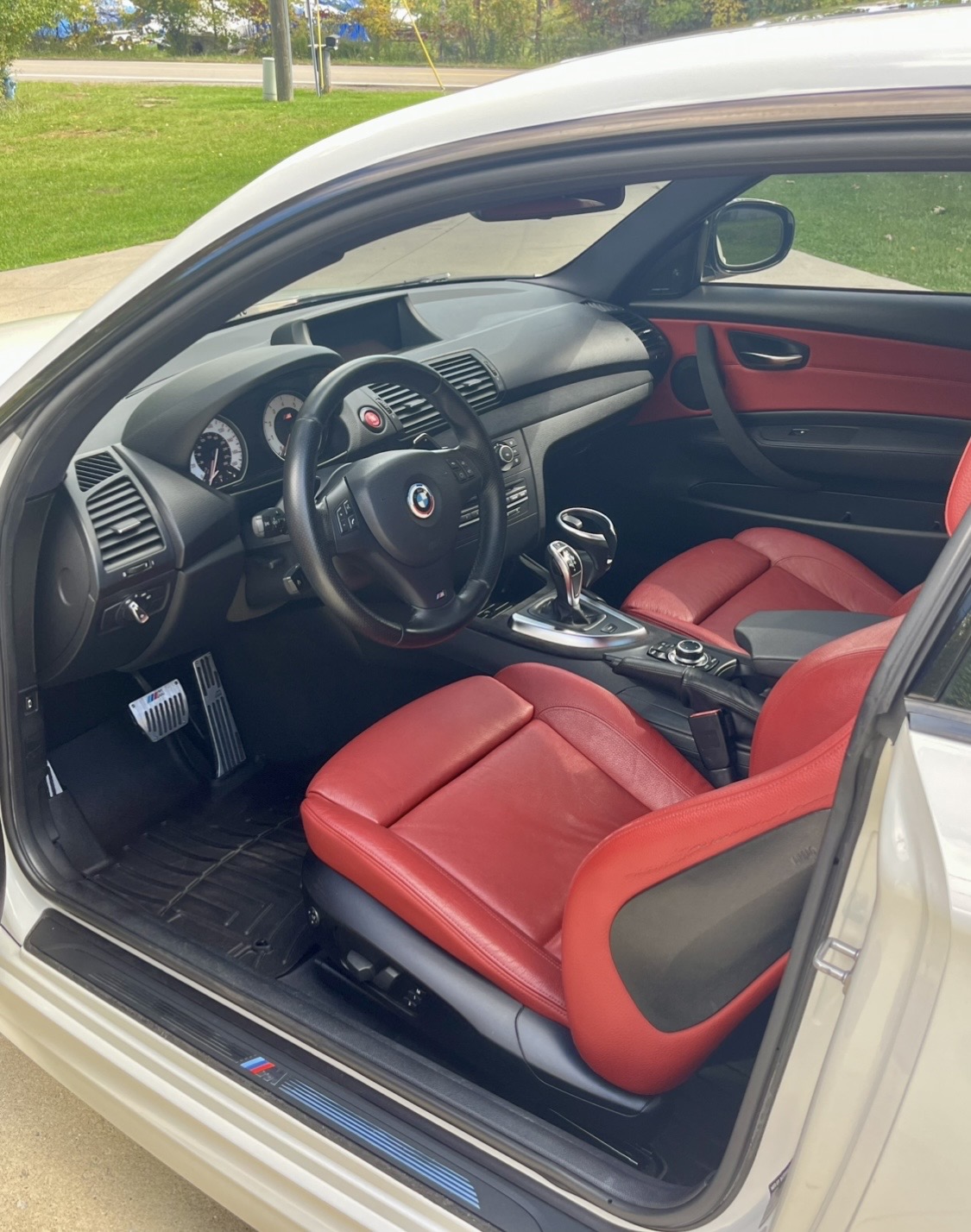 Used 2013 BMW 135i Coupe RWD image 11