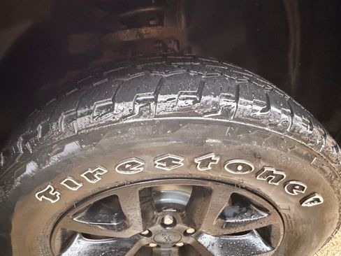 Used 2015 Jeep Cherokee Trailhawk w/ Comfort/Convenience Group image 11