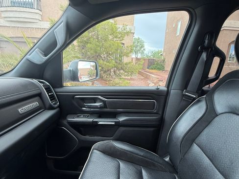 Used 2023 RAM 1500 Laramie AWD/4WD image 6