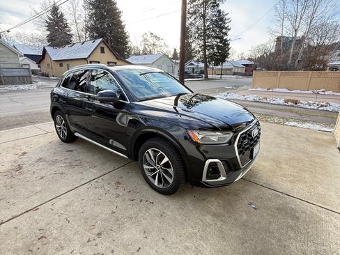 Used 2022 Audi Q5 2.0T Premium w/ Convenience Package image 10
