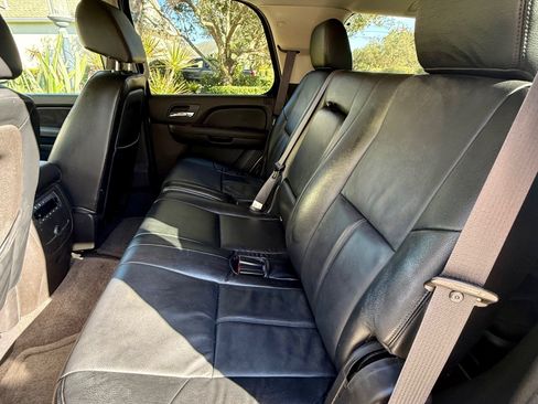 Used 2013 Chevrolet Tahoe LS image 22
