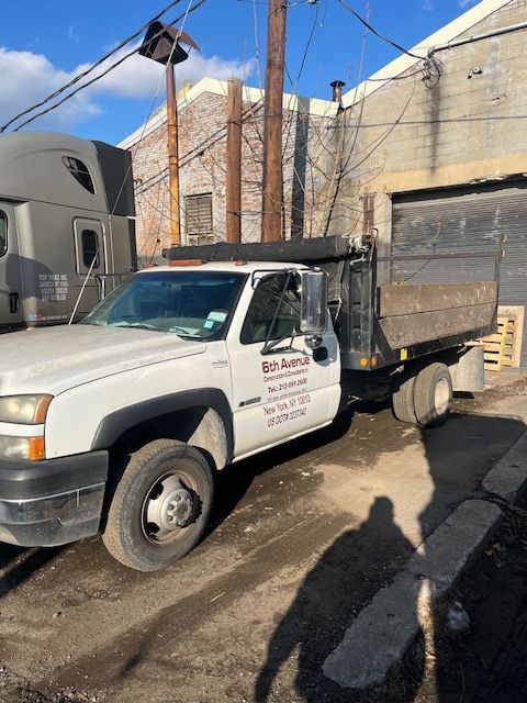 Used 2006 Chevrolet Silverado 3500 4x4 Regular Cab w/ Snow Plow Prep Package image 2