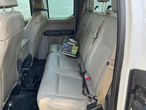 Used 2017 Ford F250 XL w/ Power Equipment Group RWD image 10