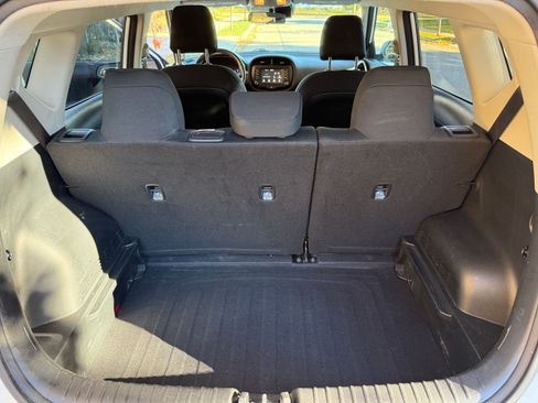 Used 2021 Kia Soul X-Line image 12