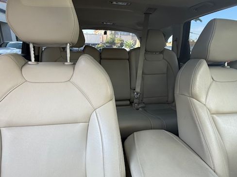 Used 2017 Acura MDX Sport Utility 4D image 8