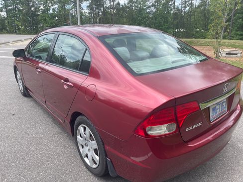 Used 2011 Honda Civic LX image 4