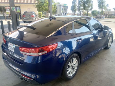 Used 2018 Kia Optima LX image 11