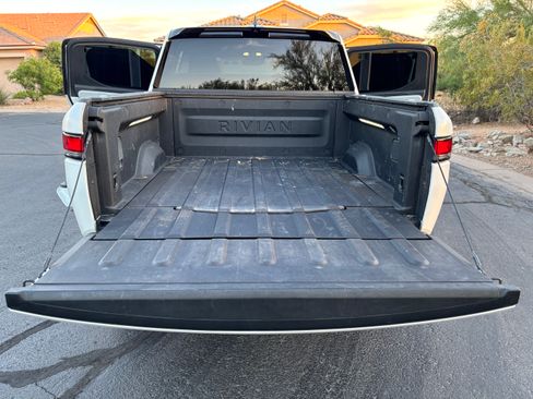 Used 2023 Rivian R1T Adventure AWD/4WD image 31