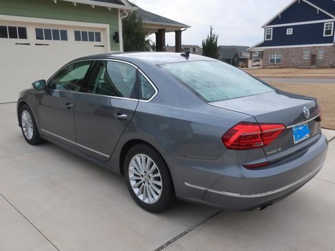 Used 2016 Volkswagen Passat 1.8T SE image 6