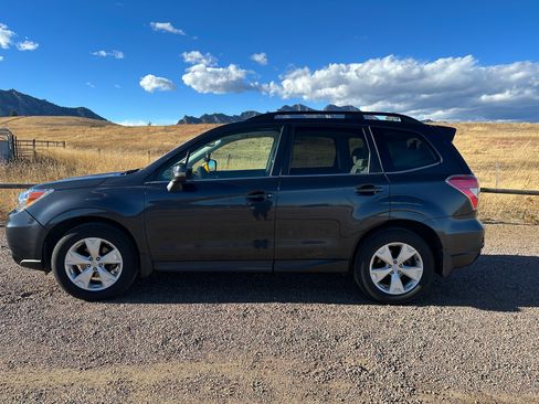Used 2014 Subaru Forester 2.5i Touring AWD/4WD image 1